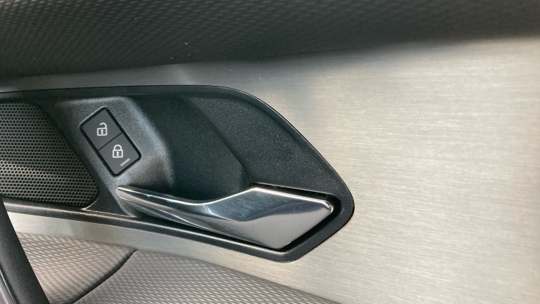 Land Rover Discovery Sport 2.0 D200 Dynamic SE 5dr Auto [5 Seat] Diesel Station Wagon